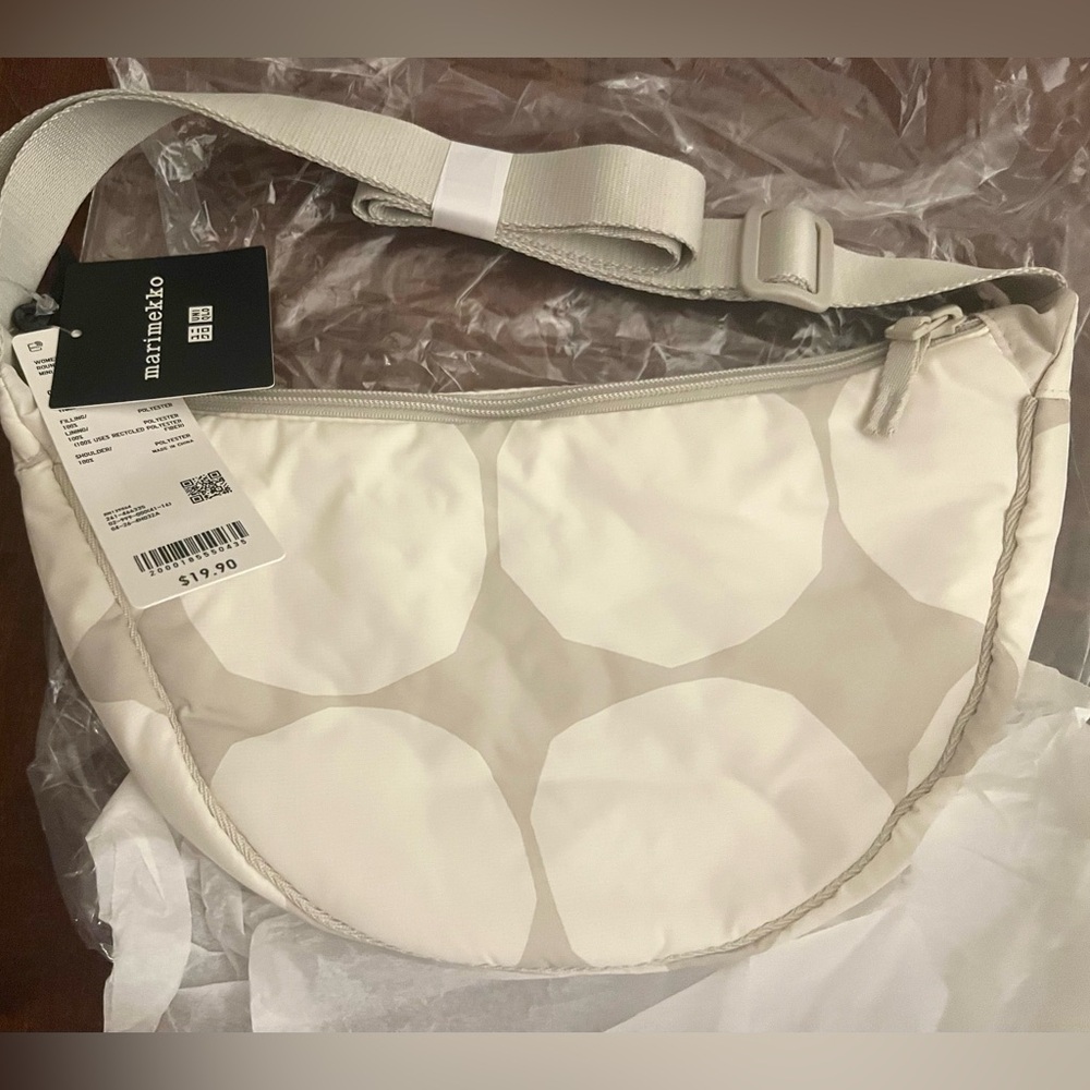 UNIQLO x MARIMEKKO Round Mini Shoulder Bag Polka Dot Off-White